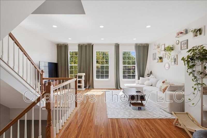 2447 Clover Field Cir - Photo 3 of 39