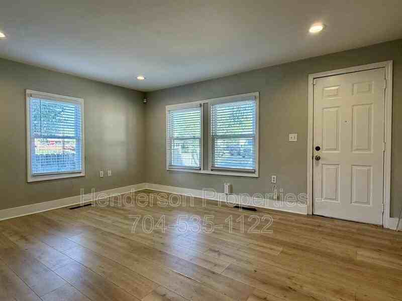 2001 Plaza Ave - Photo 5 of 16