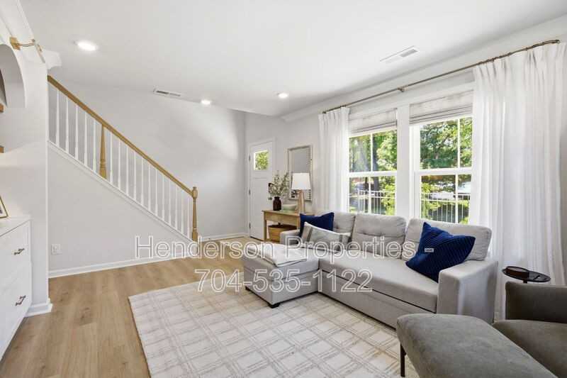 3008 Oak Landing Dr - Photo 6 of 32