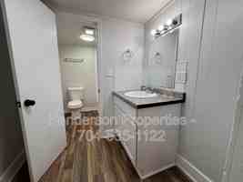 featured image of 1022 5th St