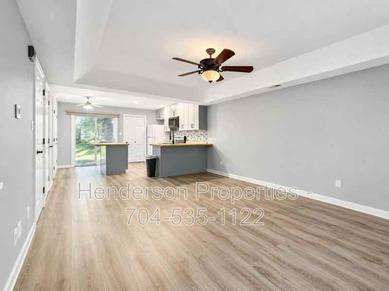 114 Joshua Case Ct - Photo 3 of 17