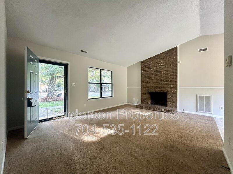 7314 Meadowland Dr - Photo 3 of 12