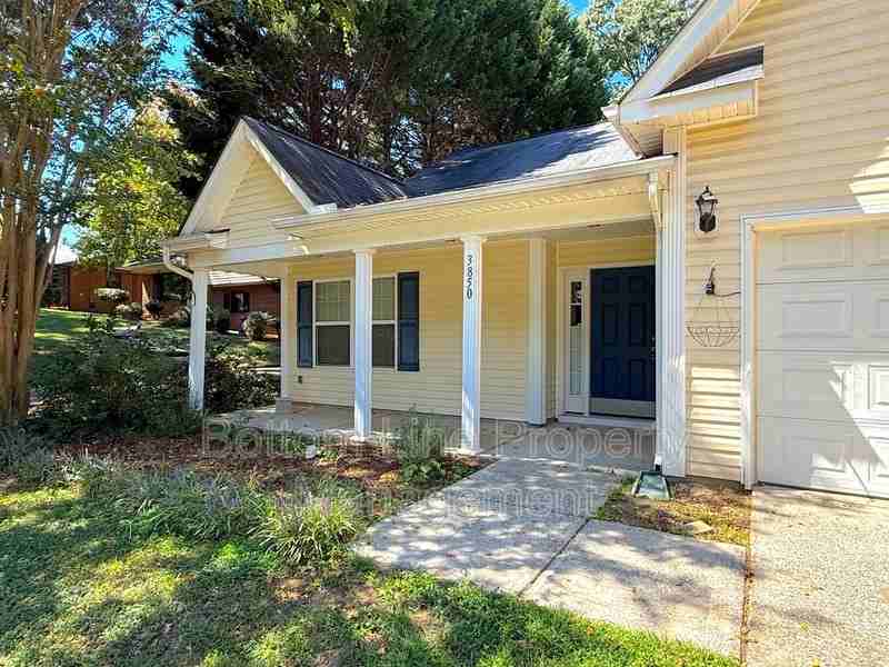 3850 Fircrest Dr - Photo 2 of 22