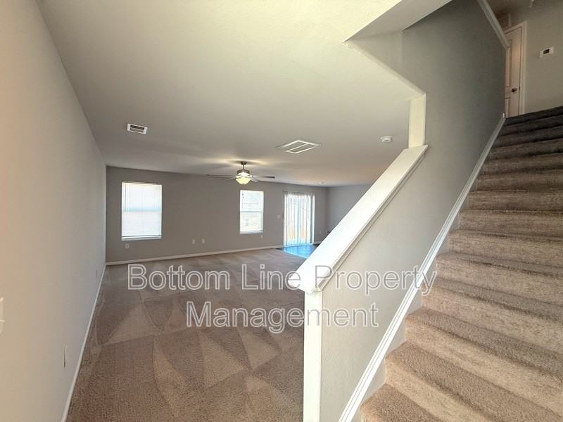 191 Rosedale St - Photo 4 of 25