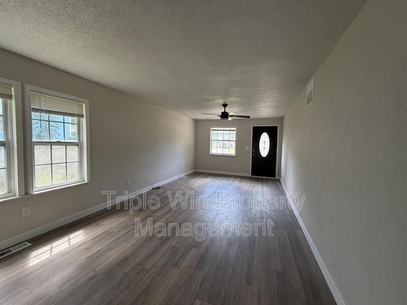 9937 Carlyle Ave - Photo 6 of 15