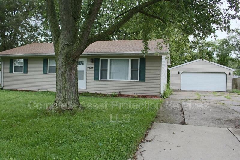 7719 Hendricks Pl - Photo 2 of 14