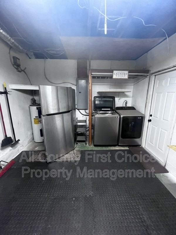 5758 57th Ave N - Photo 6 of 16