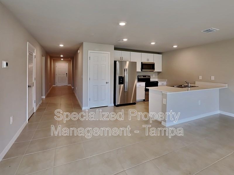 4731 Gillot Blvd - Photo 5 of 25
