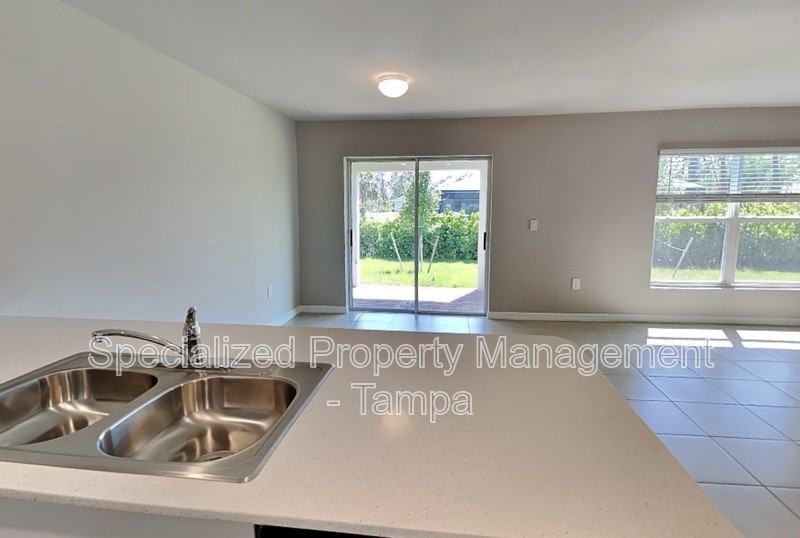 4731 Gillot Blvd - Photo 7 of 25