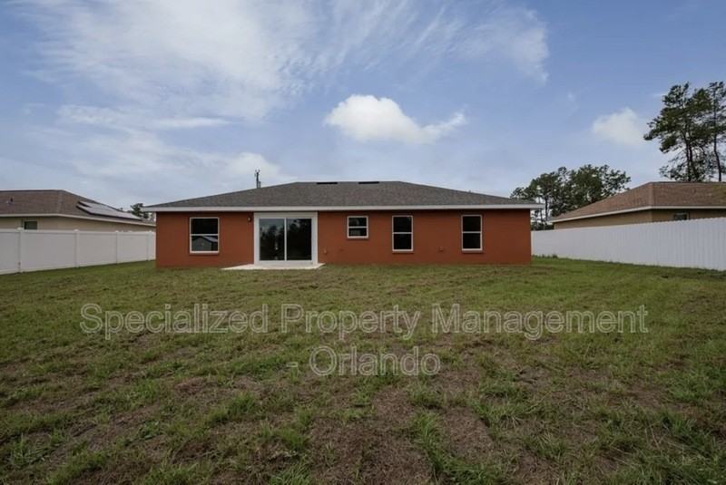4451 Sw 170th Street Rd - Photo 3 of 21