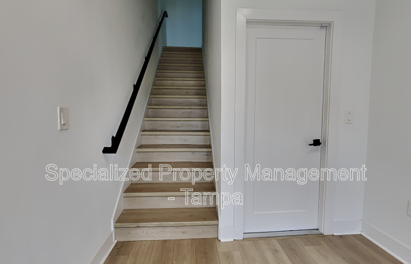 6902 S Macdill Ave #1 - Photo 4 of 39