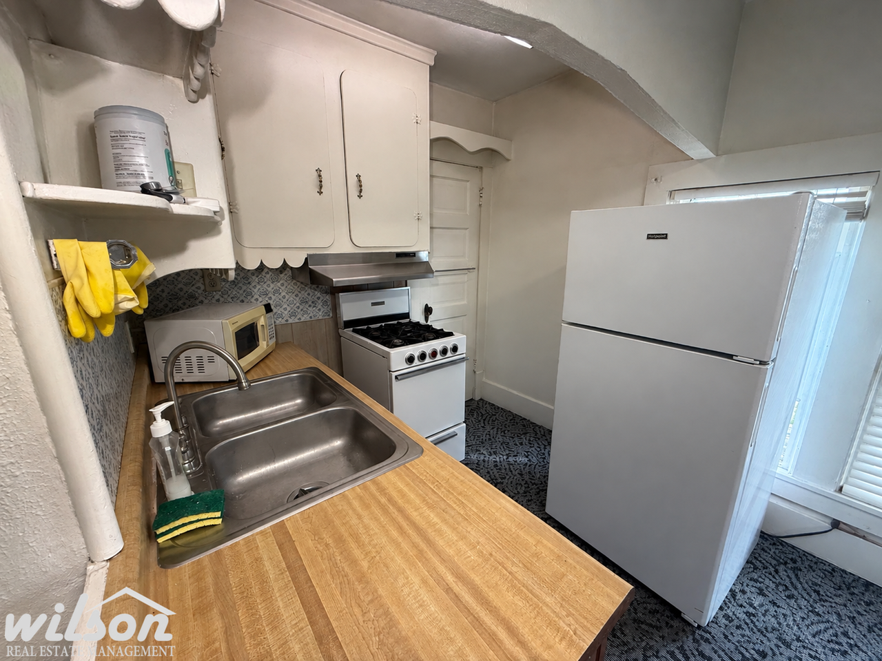 302 S 8th Ave - Photo 4 of 17