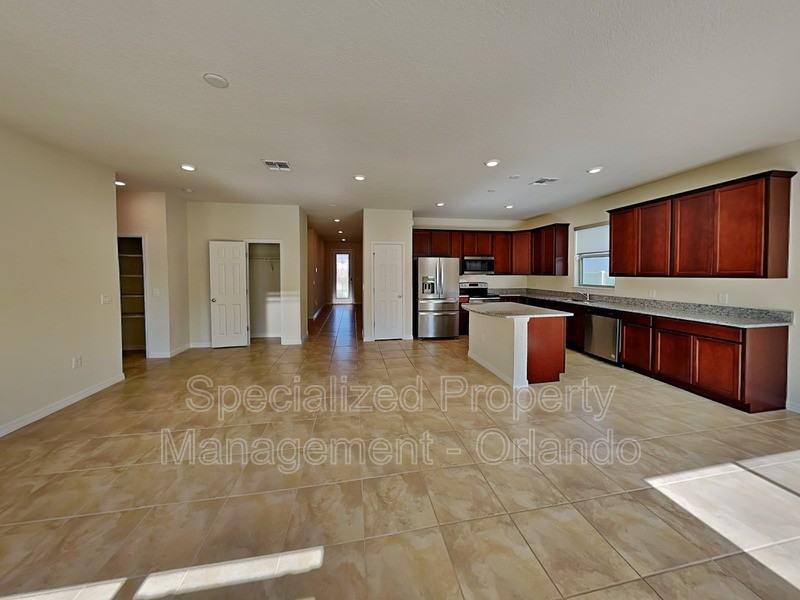 3417 Soaring Dr - Photo 5 of 22
