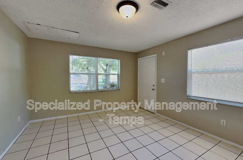 15117 Avalon Ave #A - Photo 7 of 16