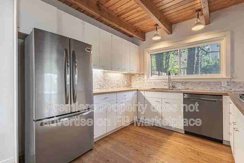 4731 Liberty St - Photo 5 of 21