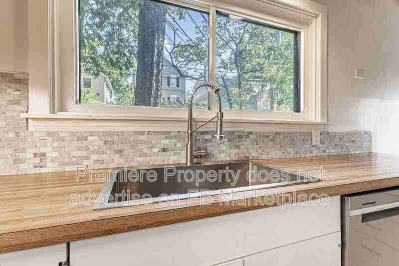 4731 Liberty St - Photo 6 of 21