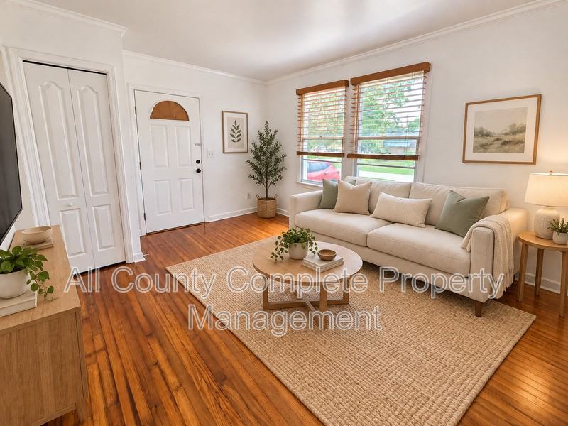4803 Lexington Ave - Photo 5 of 24