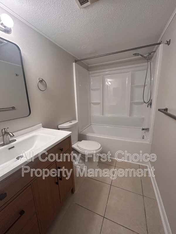 2390 14th Ave Sw #C - Photo 7 of 11