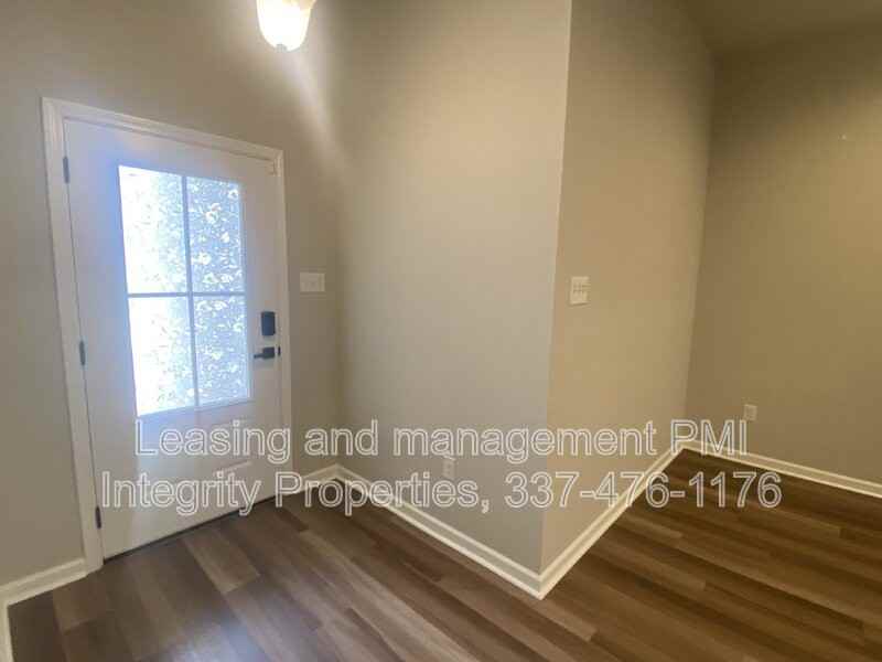 204 Sparkling Meadows Ln - Photo 2 of 36