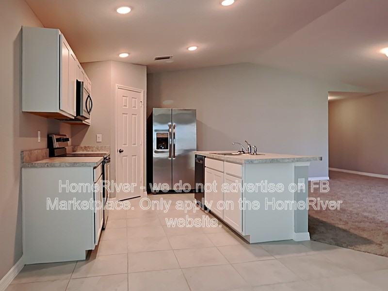 3713 Ne 13th Ave - Photo 5 of 25