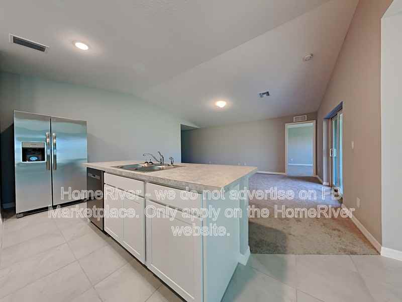 3713 Ne 13th Ave - Photo 6 of 25