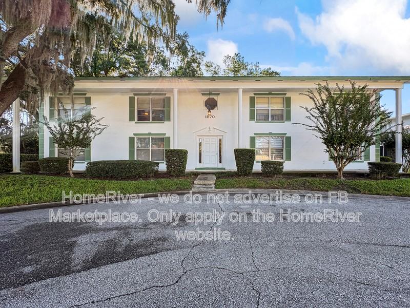 1570 Se 27th St #H