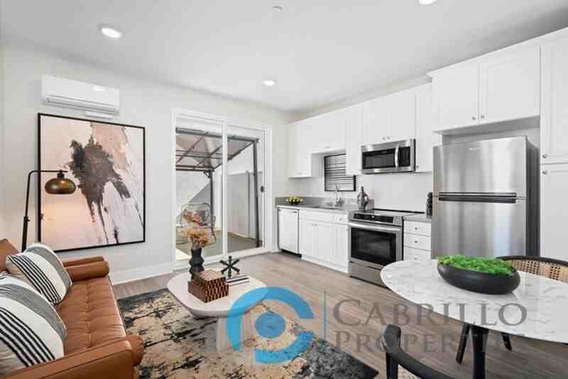 1652 Neptune Ave #1652