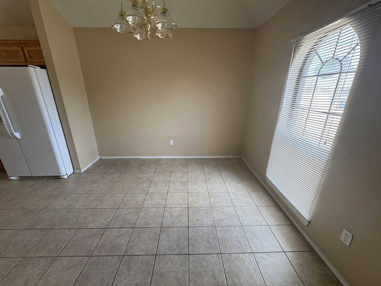 2903 Westwood Dr - Photo 7 of 42