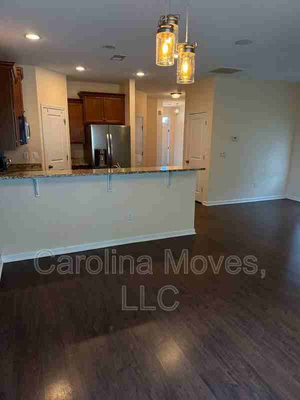 123 Dunnsmore Dr - Photo 3 of 29