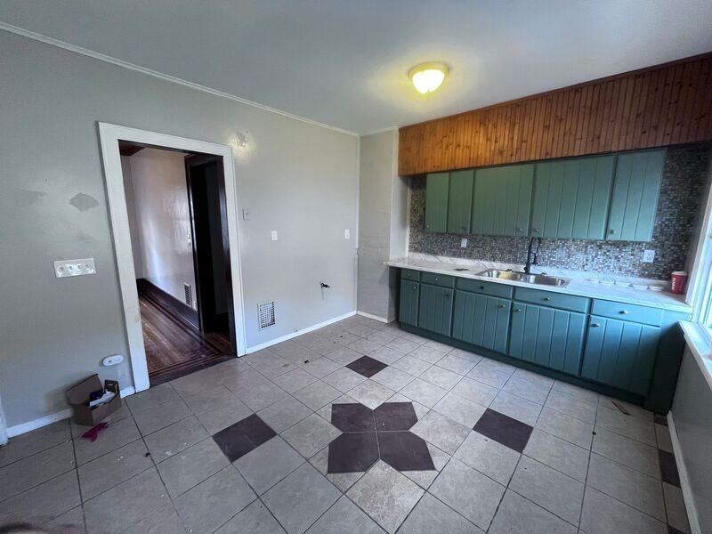 16 Hillendale St - Photo 7 of 8