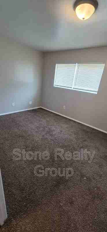 9134 E 10th St #3 - Photo 5 of 22