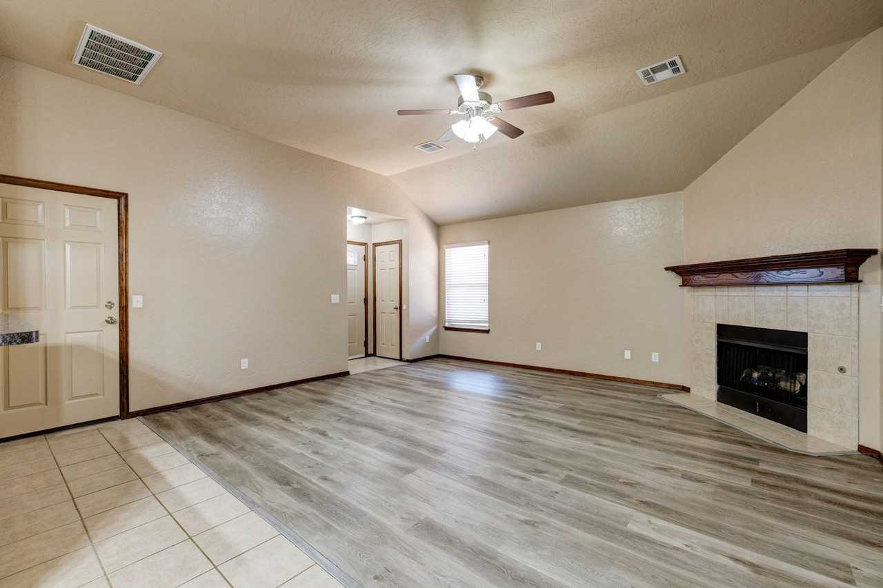 3517 Galatian Way - Photo 3 of 18