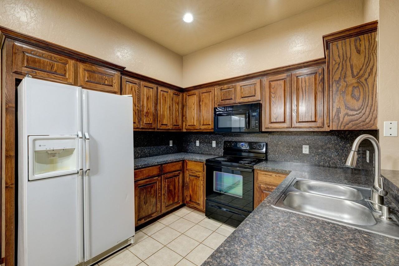 3517 Galatian Way - Photo 5 of 18