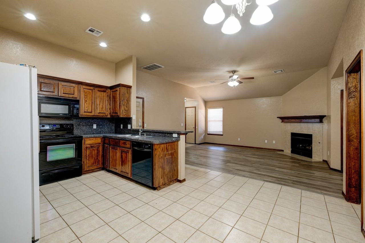 3517 Galatian Way - Photo 7 of 18