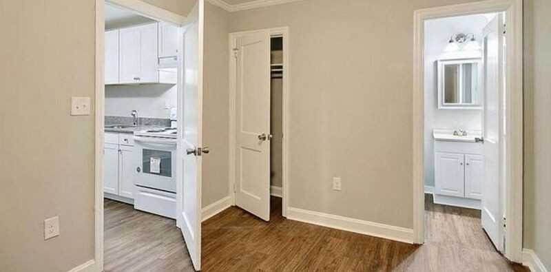 1824 Carlton St #1 - Photo 2 of 8