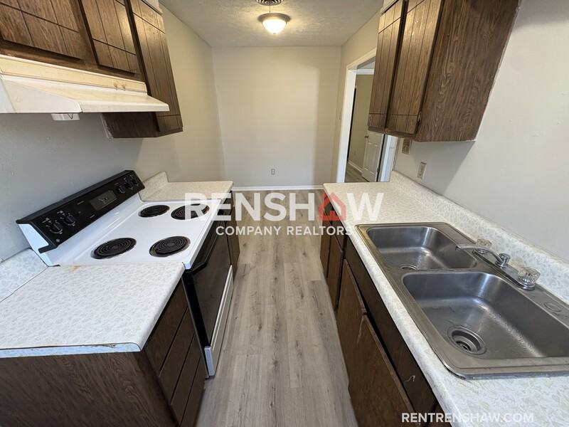 268 Greenfield Dr #C - Photo 6 of 14