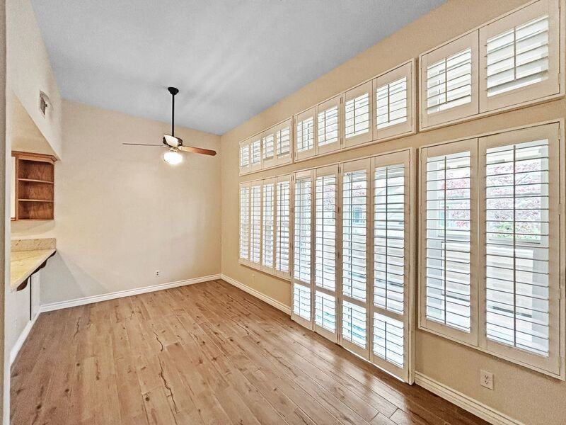 3147 Old Bridgeport Way - Photo 4 of 28