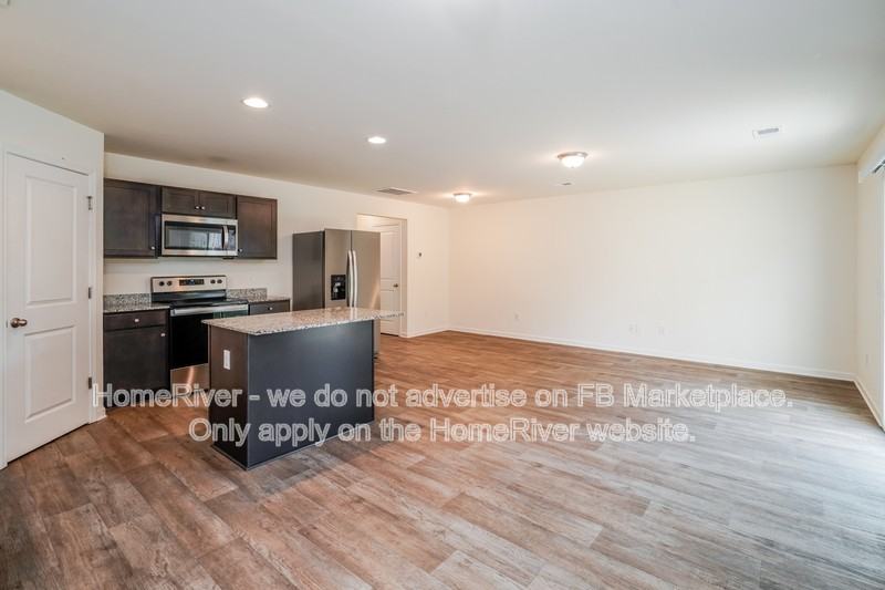 240 Wahoo Cir - Photo 3 of 21