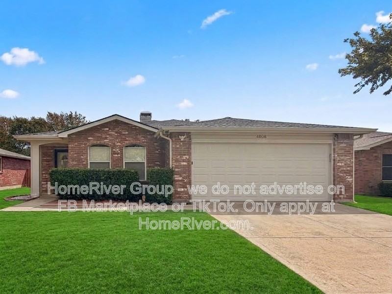4808 Cedar Crest Dr