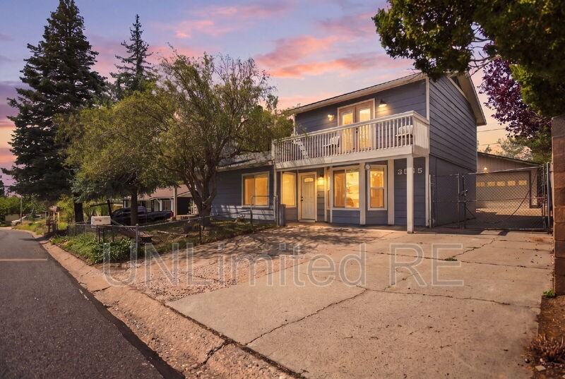 3565 N Manor Rd - Photo 5 of 35