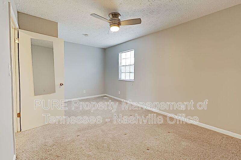 613 Eastboro Dr #B - Photo 5 of 22