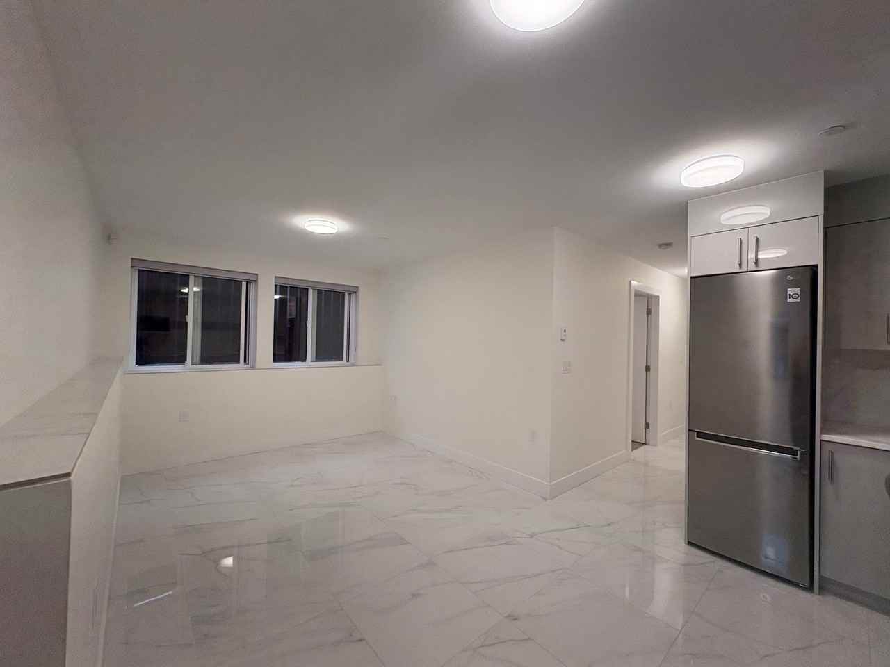 2422 East 53rd Avenue - Photo 3 of 12