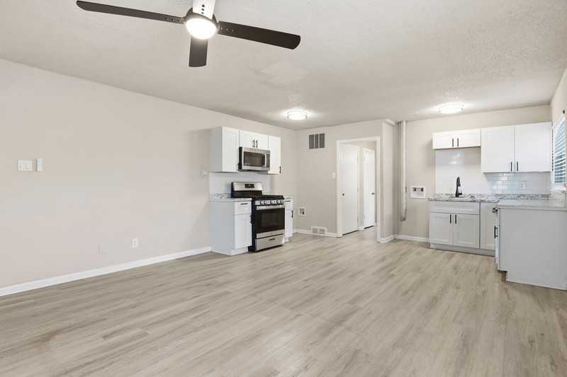 3301 Willing Ave - Photo 6 of 18