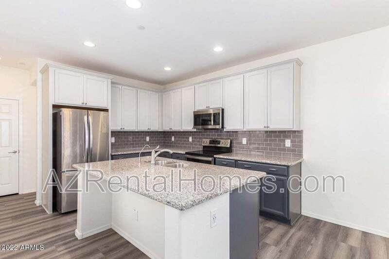 1683 E Dogwood Ln - Photo 4 of 14