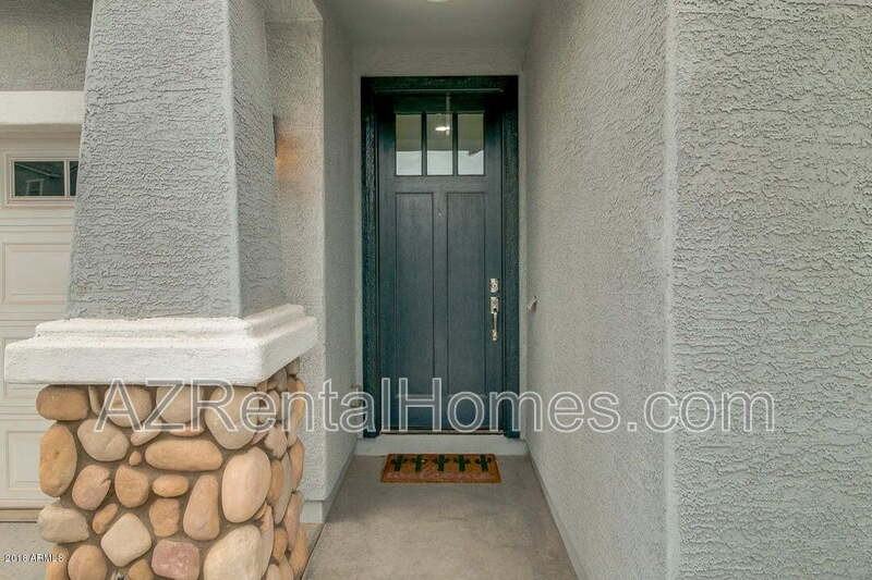 3438 E Russell St - Photo 4 of 28