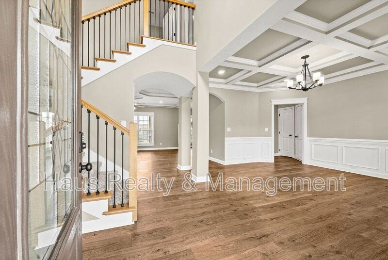 415 Glenstone Springs Dr - Photo 3 of 41