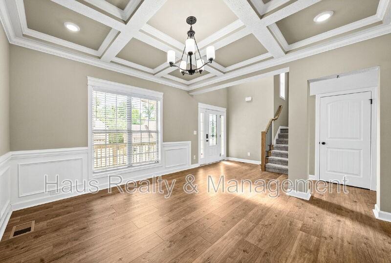 415 Glenstone Springs Dr - Photo 5 of 41