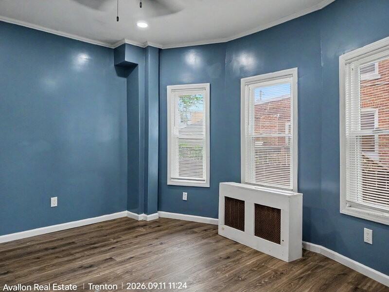 1275 Hamilton Ave - Photo 3 of 25