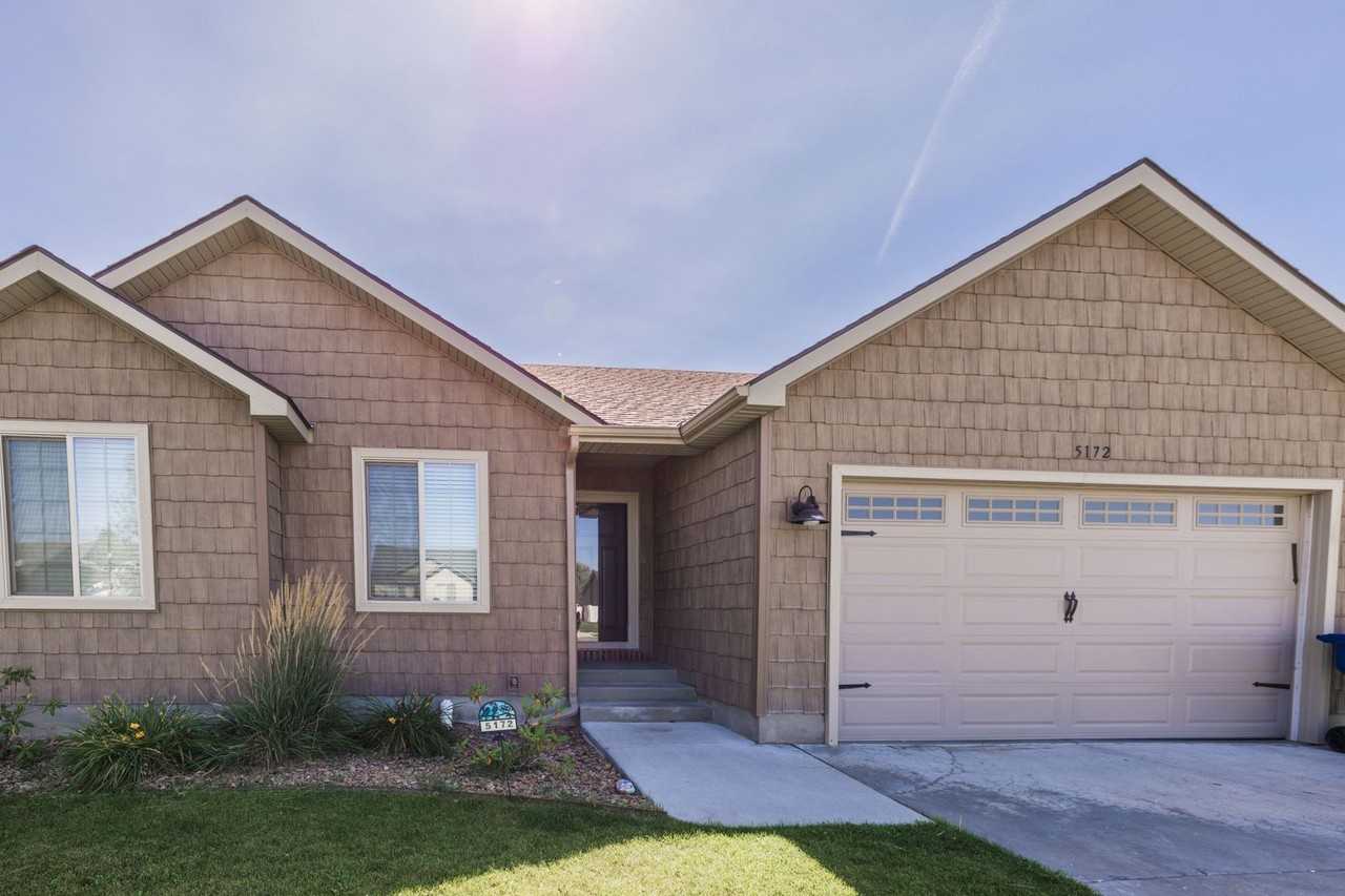 5172 Ryanne Way - Photo 2 of 39