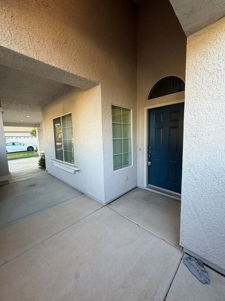549 Cascade Dr - Photo 7 of 32